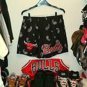 Paisley Bulls shorts